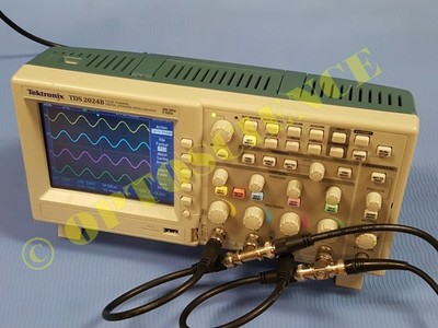 Tektronix TDS-2024B Digital Storage Oscilloscope, 4-Channel 200MHz 2GS/sec