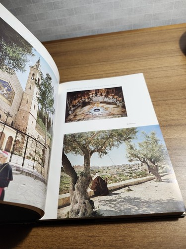 Signed By Fulton Sheen, This Is The Holy Land HCDJ 1961 VG - Picture 10 of 11
