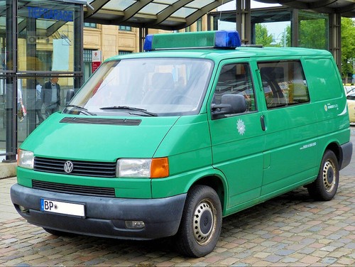 1:87 Vitrinenmodell - VW T4 Caravelle Bundesgrenzschutz - Bild 6 von 6