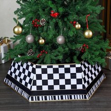 Poen Black and White Christmas Tree Collar 29 Inch McKenzie Child Christmas T...