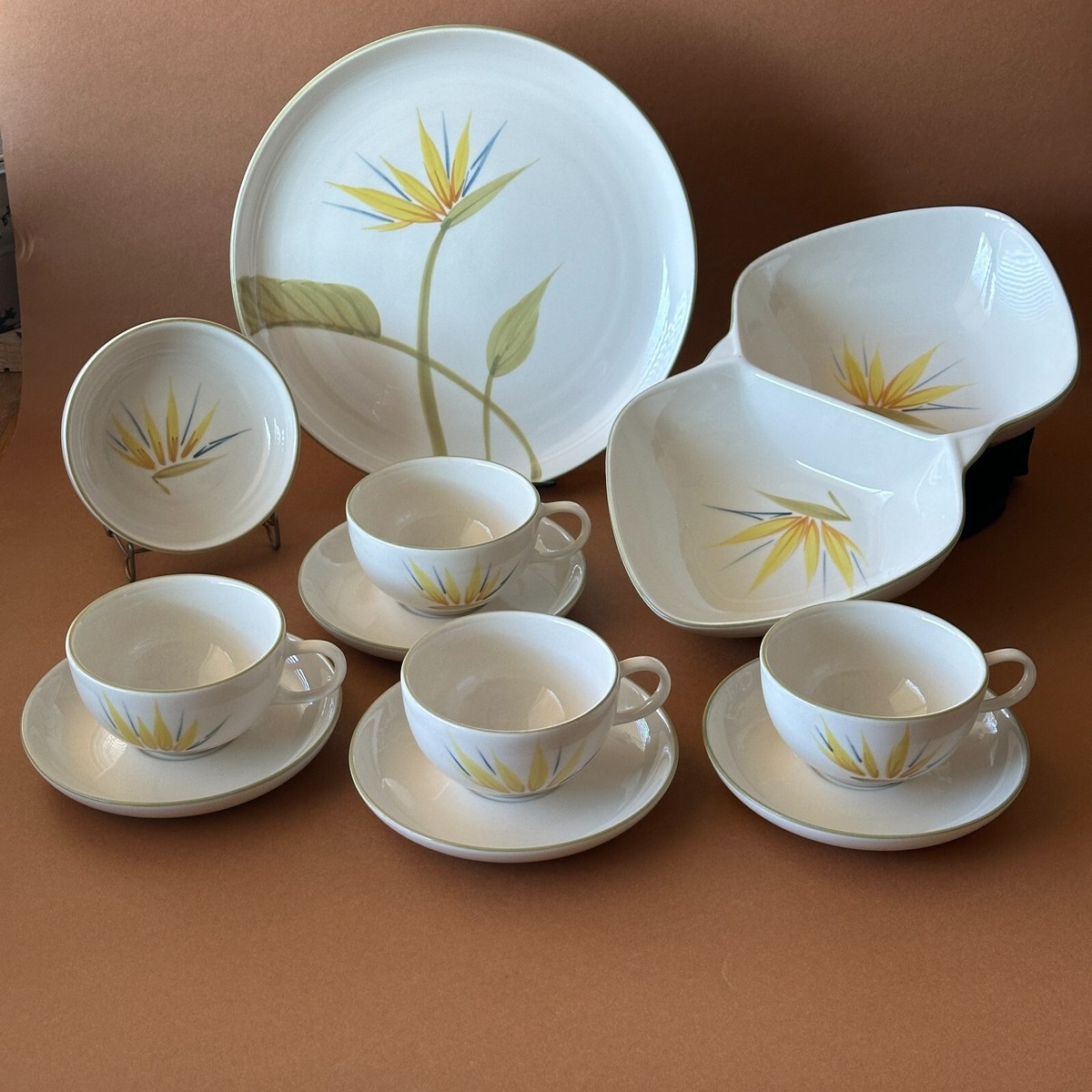 Winfield BIRD OF PARADISE Lot of 11 Dinnerware Porcelain, 1950s