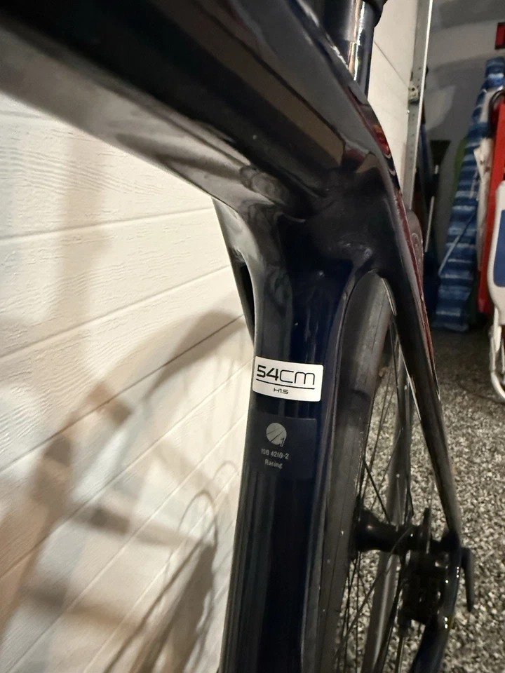 Trek Emonda SL5 2023 диск полный углерода Shimano 105 R7020 2 x 11 скорость размер 54 - Изображение 4 из 4