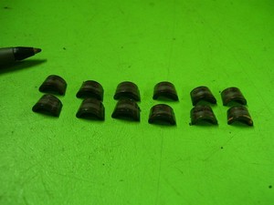 2006 Kubota RTV900 D902 Diesel Engine Cylinder Head VALVE LOCK SET Factory oem