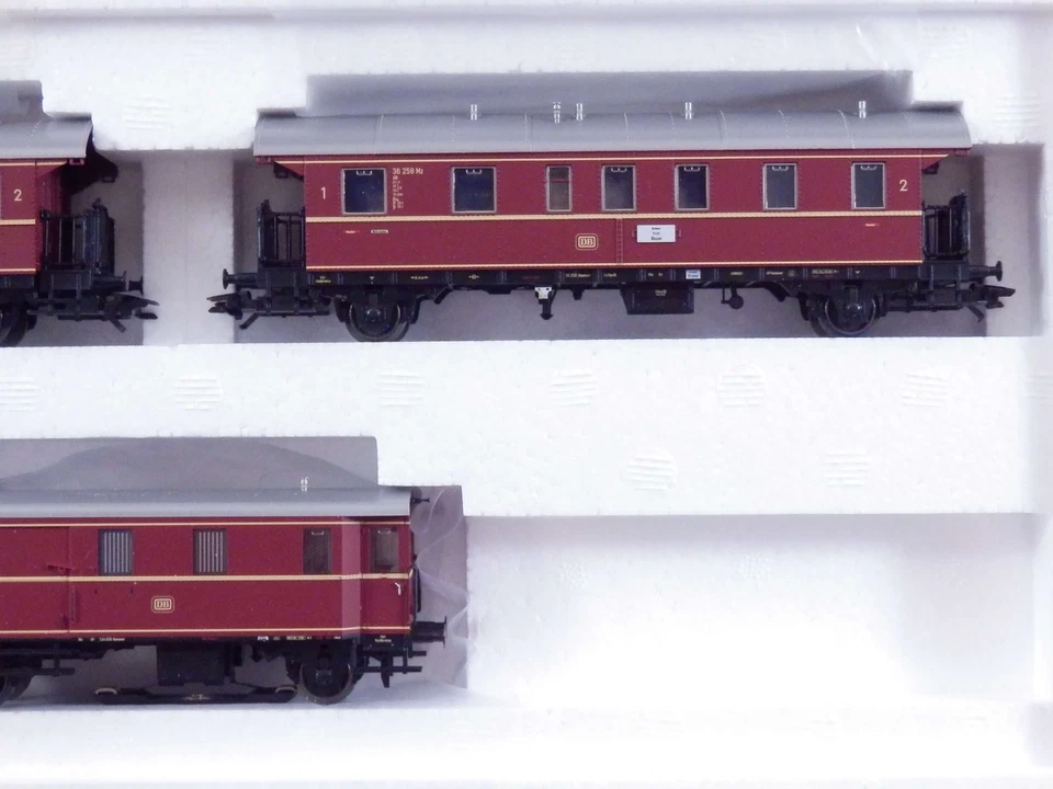 »MÄRKLIN 26577 H0 AC MFX · ZUGPACKUNG "NAHVERKEHR" MIT BR V36 DB · OVP« - Bild 4 von 4