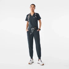 Figs Women's Zamora Jogger Scrub Pants in Dark Harbor, Size Large