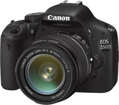 Canon EOS 550D + EF-S 18-55mm IS SLR camera - Schwarz