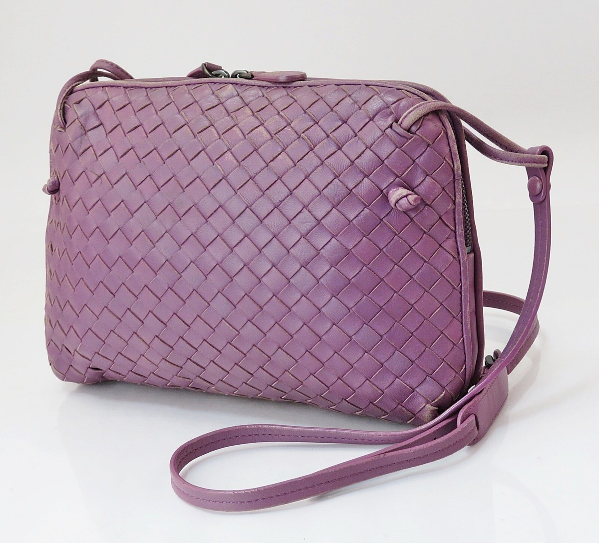 Auth BOTTEGA VENETA Purple Woven Leather Crossbody Shoulder