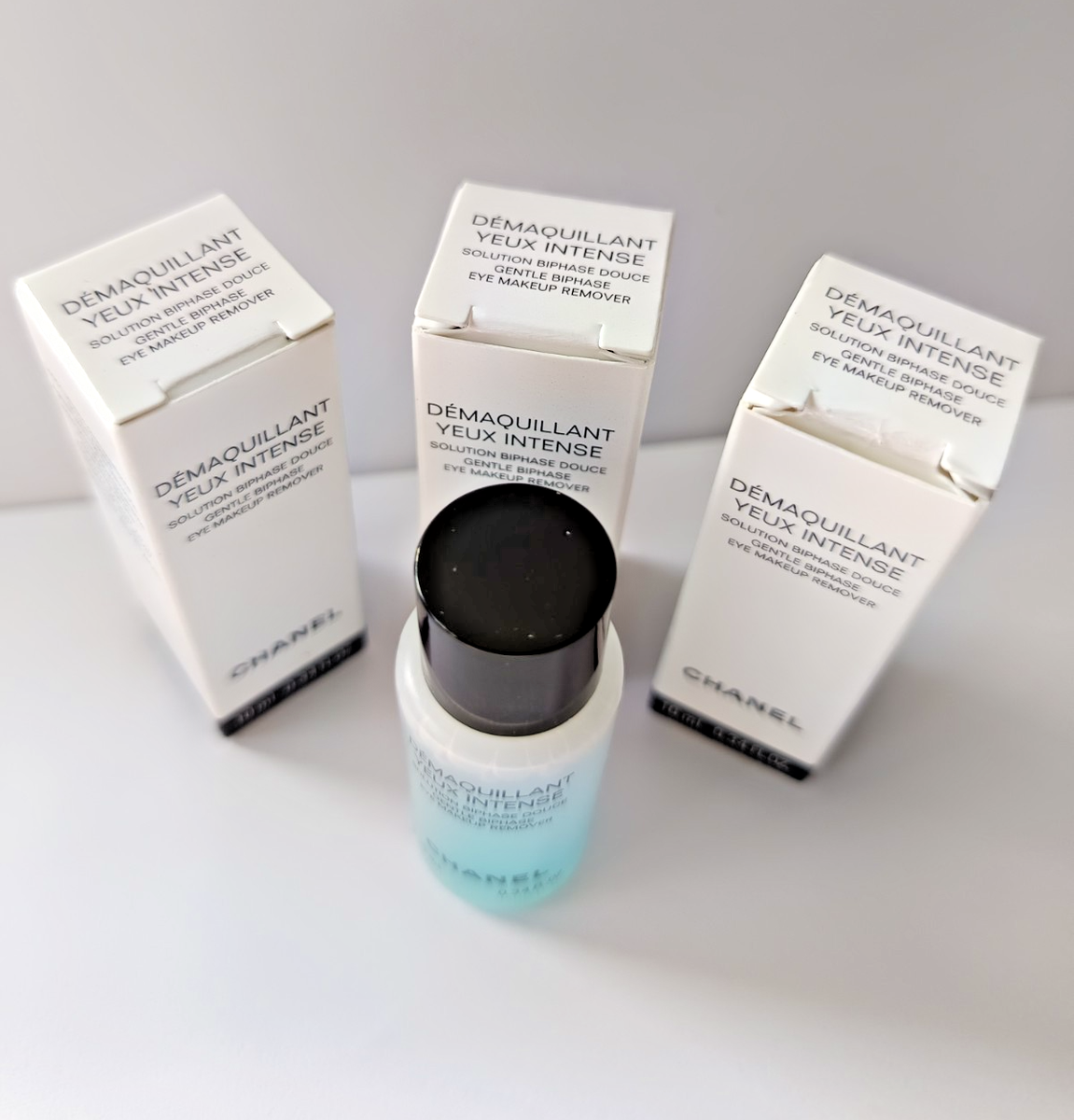 x New Chanel Demaquillant Yeux Intense Eye Makeup Remover 10ml