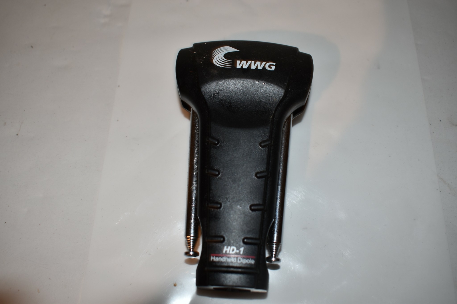 ^^ WWG HD-1 HANDHELD DIPOLE ANTENNA (ND58)