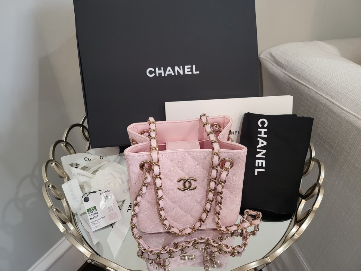 Authentic Chanel Caviar Quilted-Light Pink-LGHW-Mini Bucket