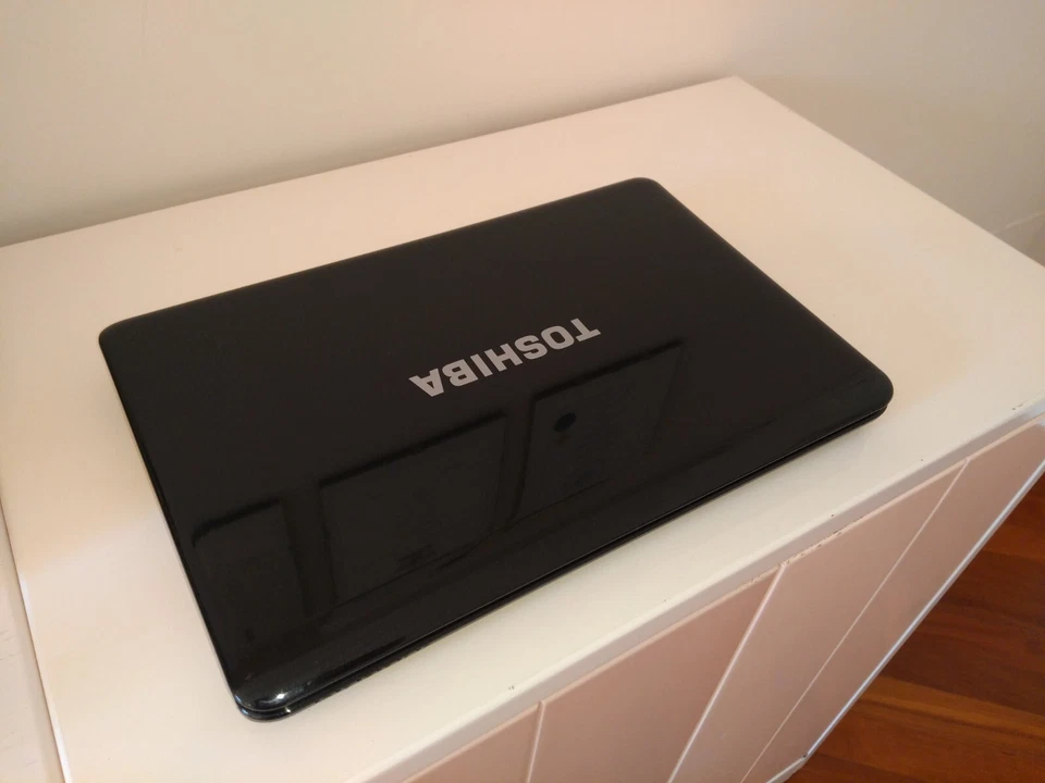 Portatile, Laptop, Notebook, Toshiba Satellite I7-620M, 8Gb RAM, 120Gb SSD, DVD - Immagine 3 di 4