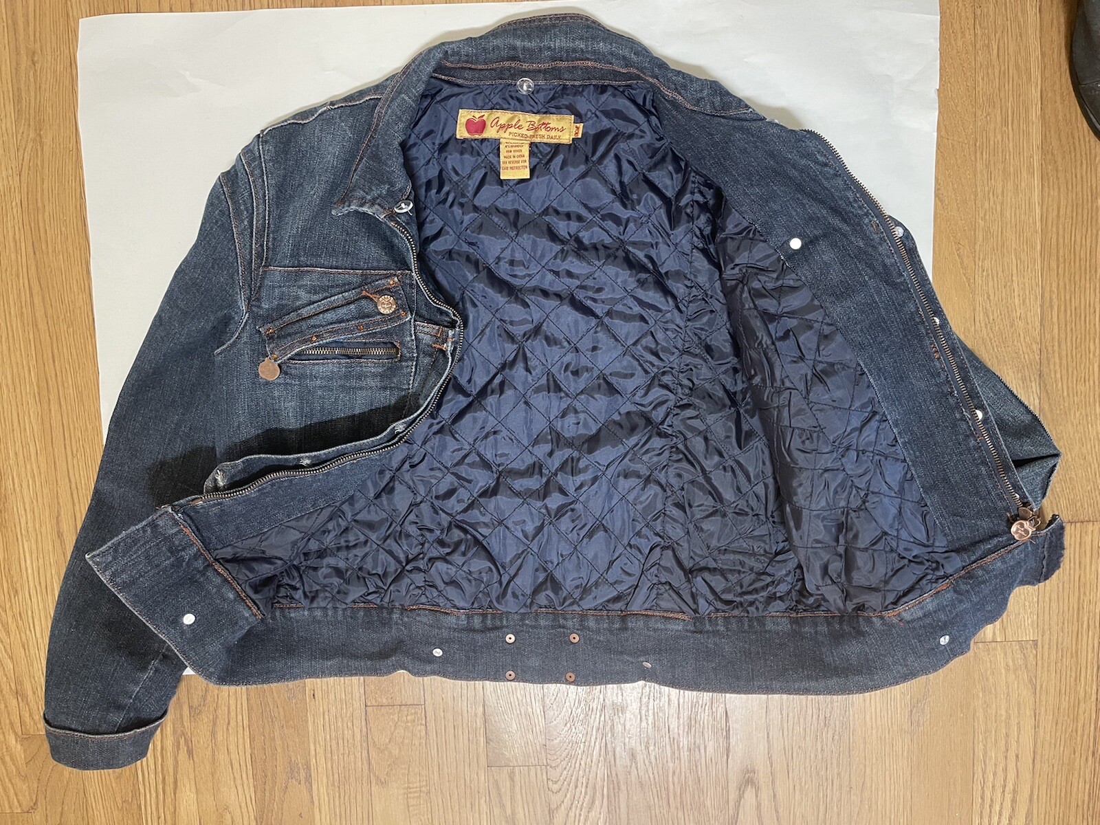 Picture 3 of 10