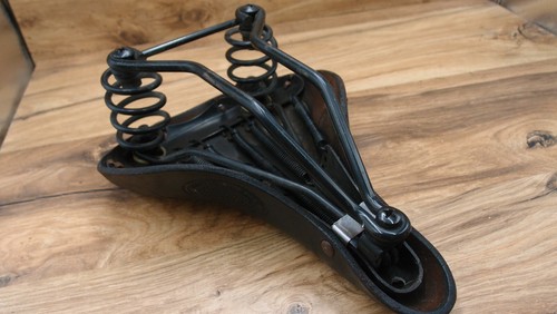 1980's road bike touring seat Lepper made in Holland saddle with springs - Picture 17 of 23