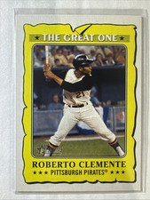 2021 Topps Heritage #GO-6 Roberto Clemente The Great One