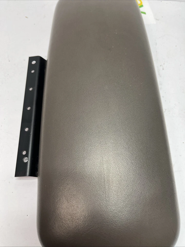 Крышка подлокотника для центральной консоли Lincoln Continental 1998-2002 годов выпуска коричневая от оригинального производителя - Изображение 3 из 4