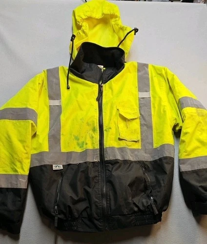 Pyramex Xtreme Visibility Class 3 Hi-Vis Jacket with Quilted Liner Size M video thumbnail