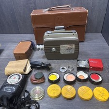 Antique Cine-Kodak Reliant 8 MM Movie Camera. Excellent Condition, W/ Case