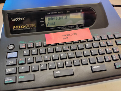 1x BROTHER P-Touch 7000 Beschriftungssystem Label-Computer für TX Kassetten