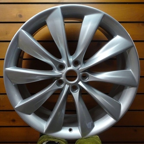 Factory OEM 19" Silver Wheel Rim For Nissan Maxima 2009-2012 – Remanufactured, 5x114.3 Bolt Pattern