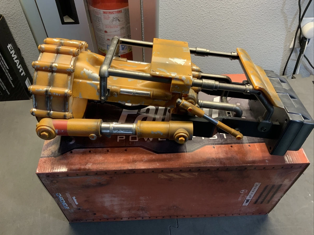 Fallout パワーフィスト 1/1レプリカ おもちゃ・ホビー・グッズ