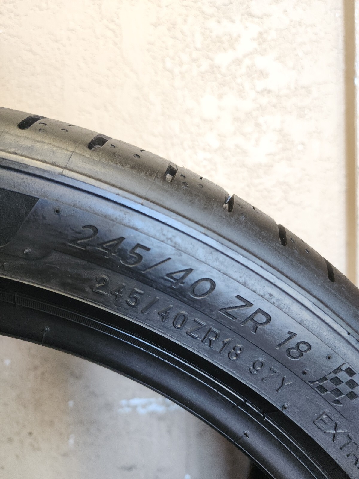 245/40ZR18 97Y Michelin Pilot Sport All Season 4 9/32 DOT 4022 2454018 ...