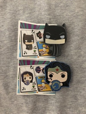 2 Kinder Joy-DC Super Heroes Funko Kabelhalter Batman & Wonder Woman, Neu M. BPZ