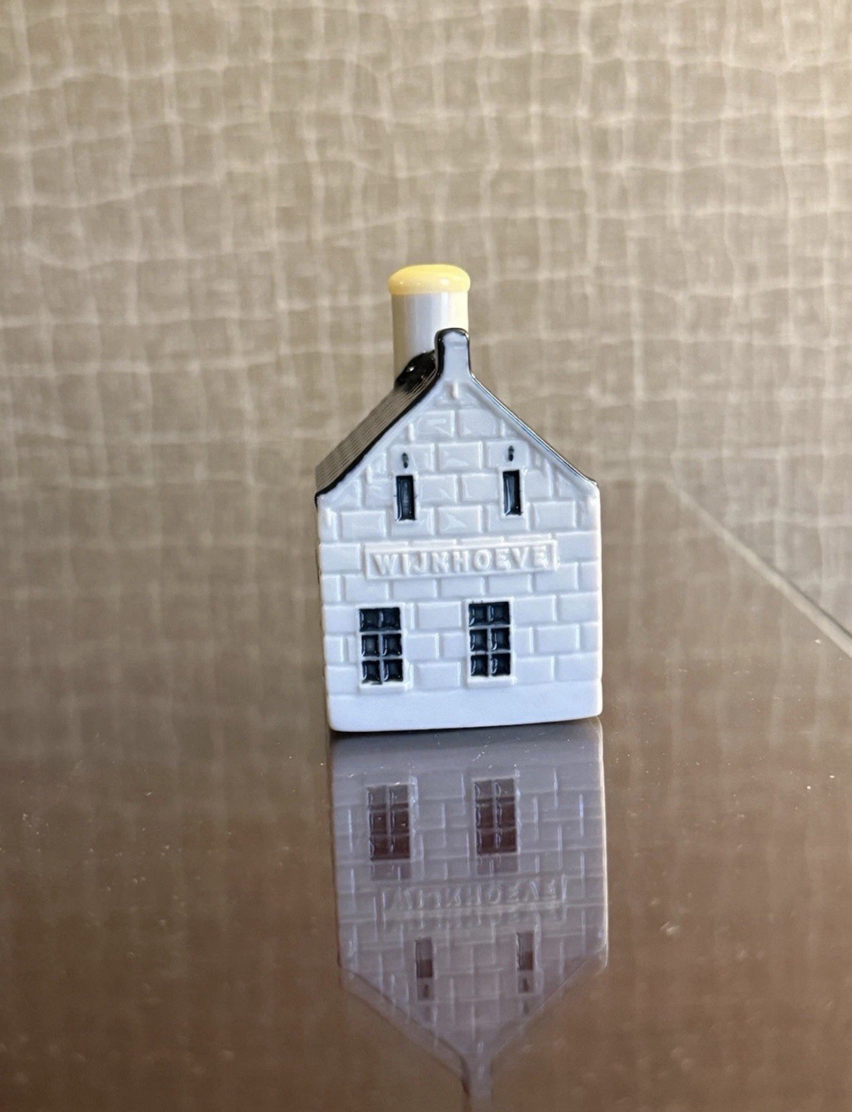 KLM Dutch house 107
