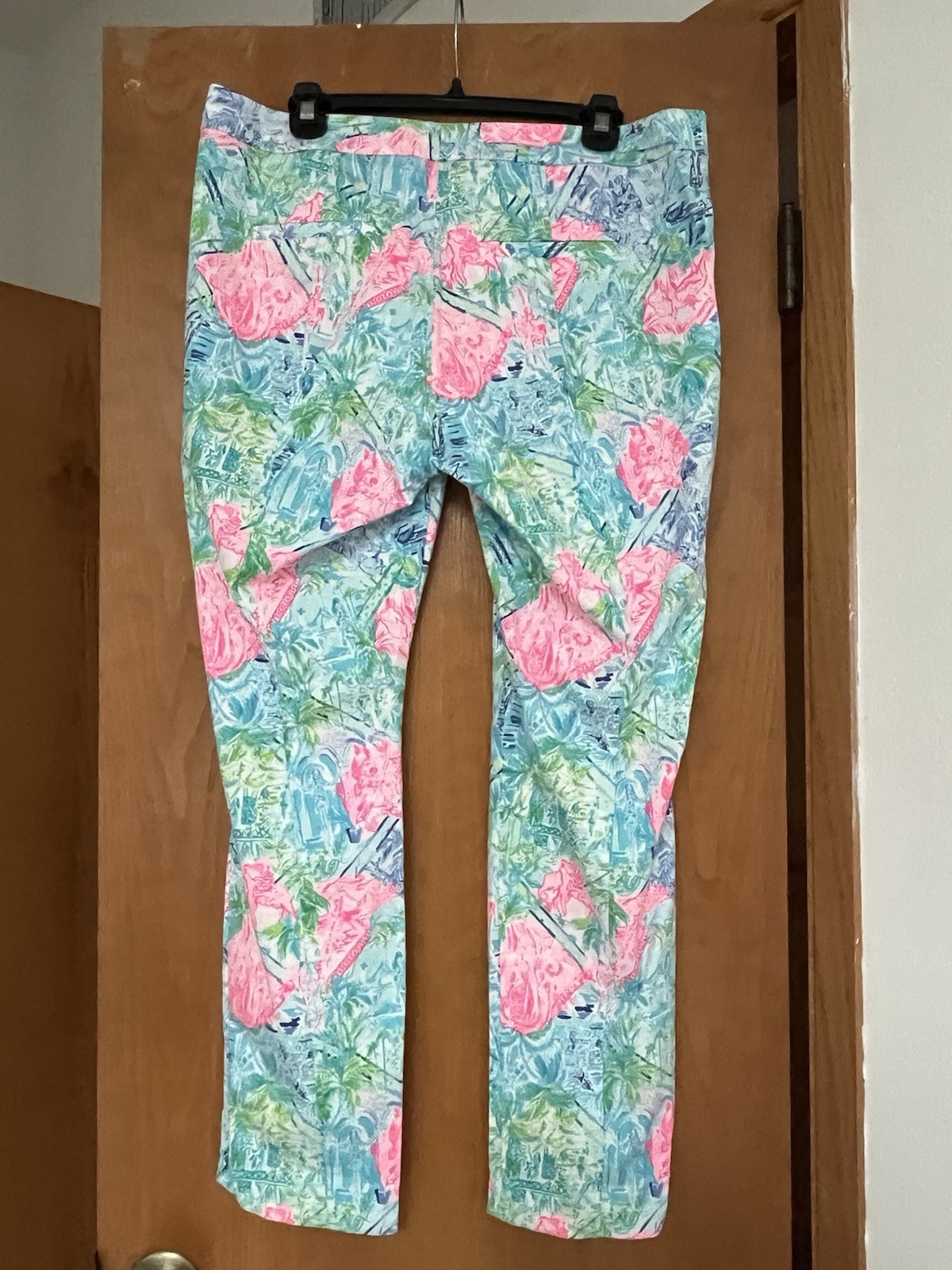 Picture 2 of 6