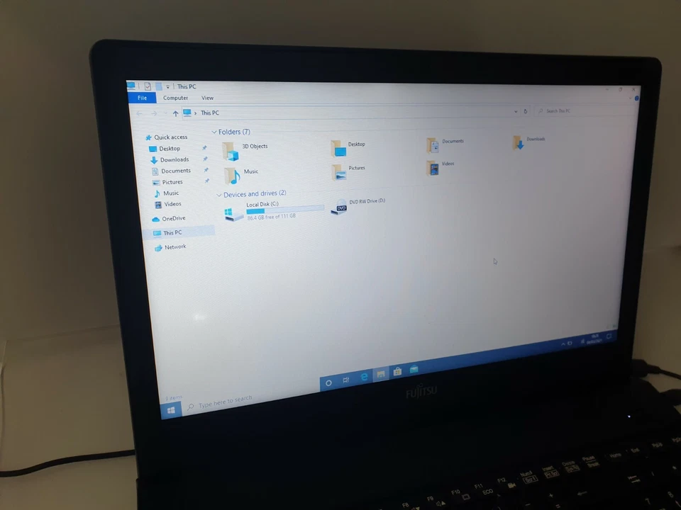 Fast Laptop Fujistu Intel Core i5-5th Gen,120GB SSD 4GB RAM WiFi Zoom Windows 11 - Image 4 of 4