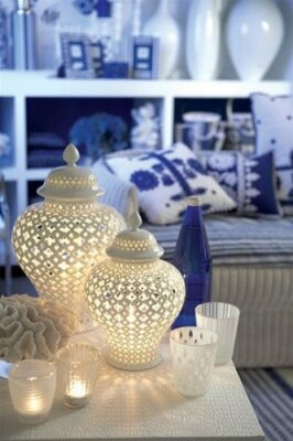 Williams-Sonoma Home White Carthage Quatrefoil Ginger Jar Lantern, Medium