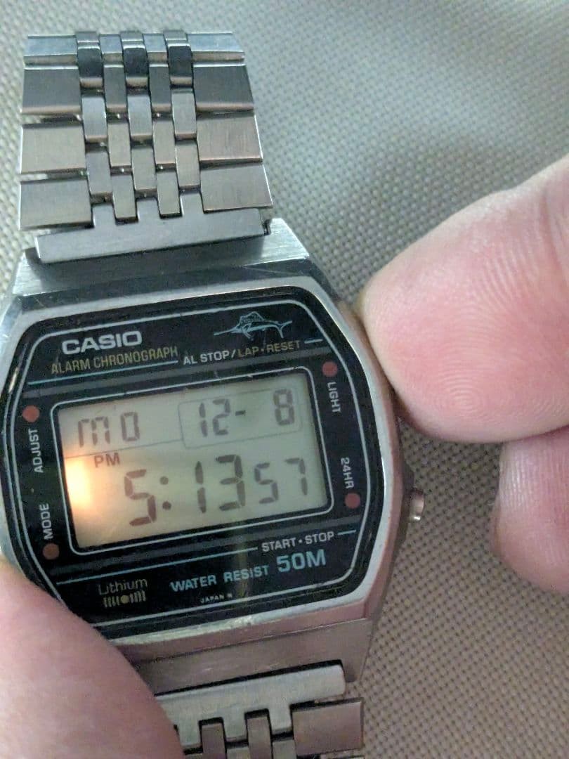 Casio W-36 Watch Vintage 80s Casio Marlin Red Circle Vintage Japan