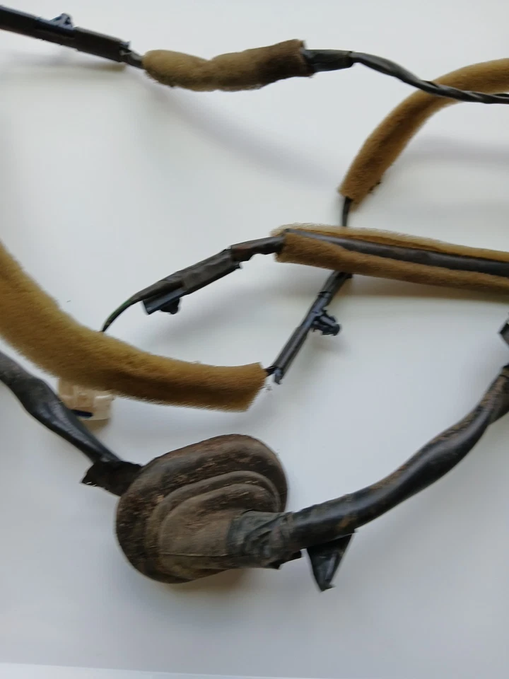 Geo Metro 1992 convertible de 2 puertas para puerta de pasajero arnés de cables cerradura de puerta OEM usado Foto 3 de 4