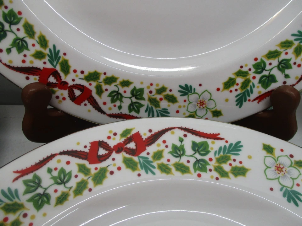 Domestications 12 Days Of Christmas Service For 6 Dinner-Salad-Cups-Saucers 24pc - Image 3 of 4
