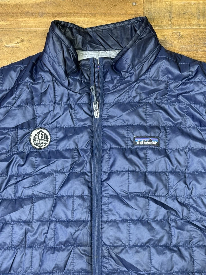 Chaleco acolchado Patagonia Nano Puff Primaloft “Odell Brewing” para hombre talla XL Foto 3 de 4