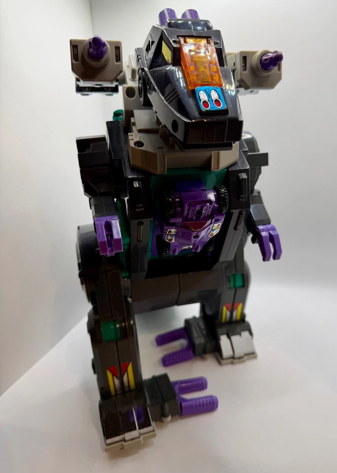Transformers - G1 1986 TRYPTICON - Complete minus box - Tested and working! - Image 3 of 4