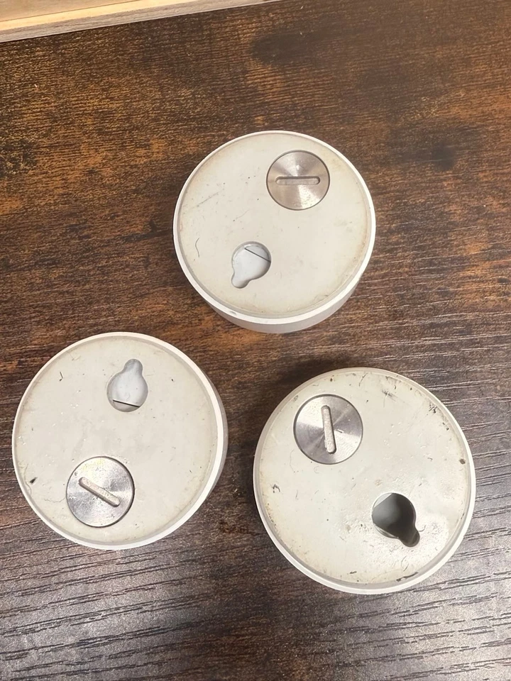 🌟Lot of THREE - Google Nest Temperature Sensor White, Model A0106 T5000SF 🌟 - Image 2 of 4