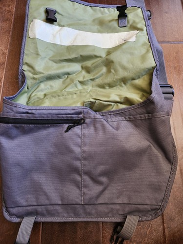 Lowepro Streamline 250 Gray Shoulder Strap Bag Purse Padded - Picture 7 of 13