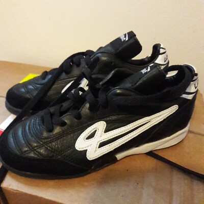 lanzera indoor soccer shoes