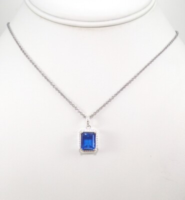 4.9gr Small Sterling Silver Octagon Blue Quartz Pendant Necklace