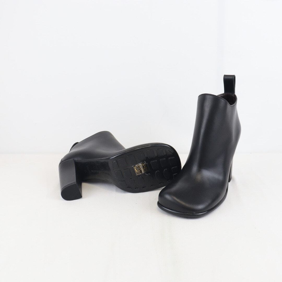 Bottega Veneta Shibuya Calf Storm Ankle Boots in Black BNIB 40 | eBay