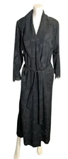 VTG Fantasies by Morgan Taylor Black Floral Jacquard Robe Lace Trim shoulder pad