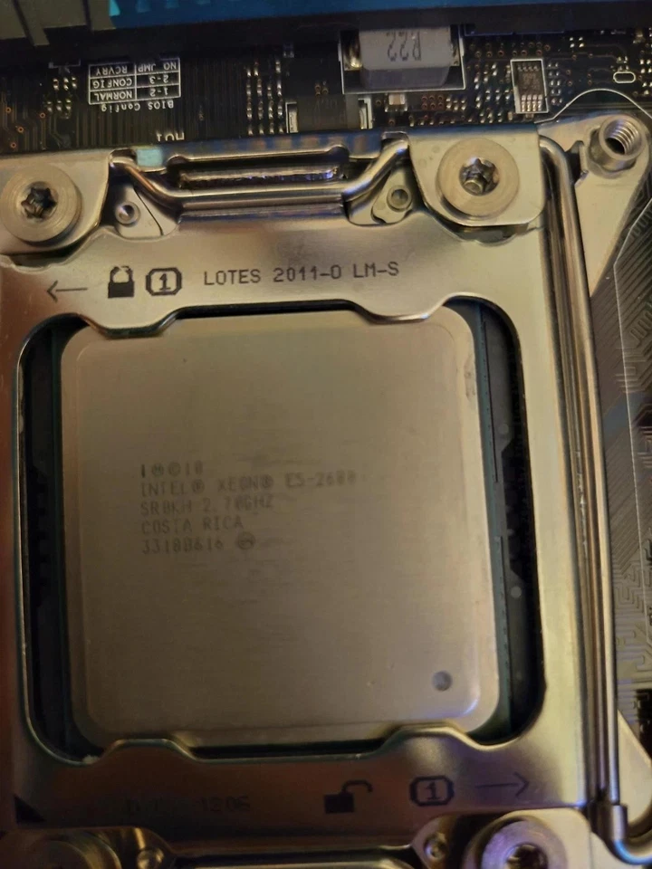 Intel DX79TO ATX Mainboard Sockel LGA2011 32GB RAM Xeon E5 2680 - Bild 3 von 4