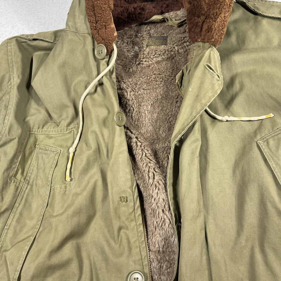 Vintage US Army Air Forces B-11 Jacket Mens Large Sheepskin Lined Parka 40s WW2 - Image 3 of 4
