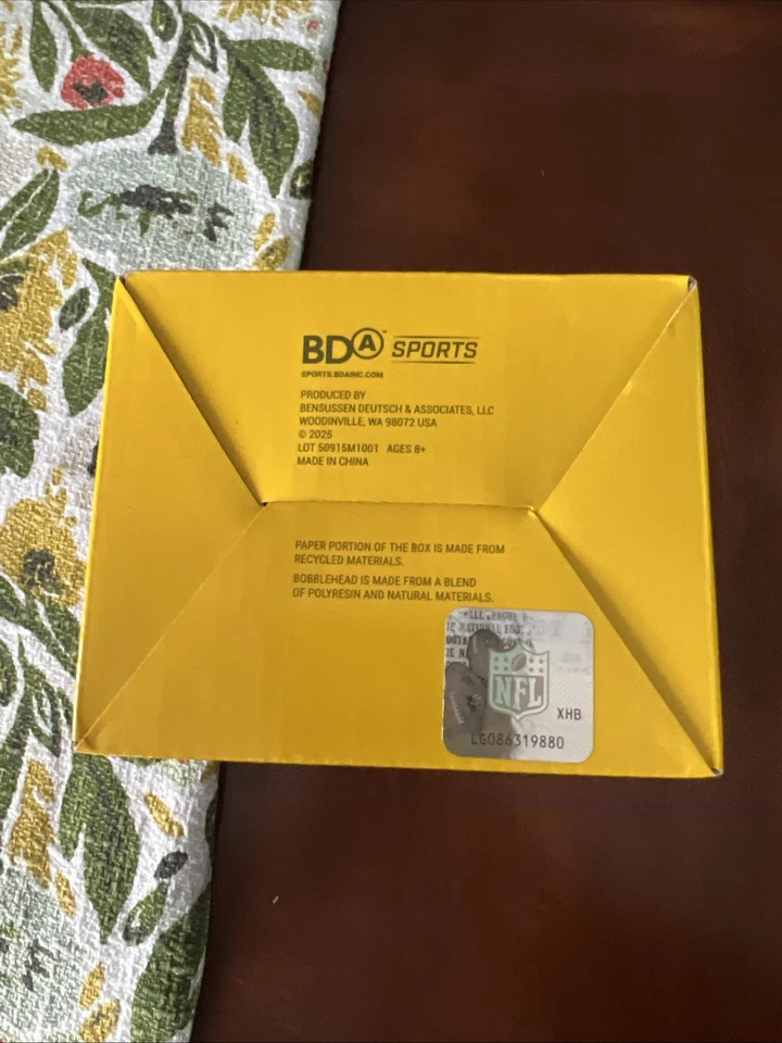 Figura de fútbol americano Aaron Donald Los Angeles Rams Bobblehead NFL G.O.A.T nueva en caja Foto 4 de 4