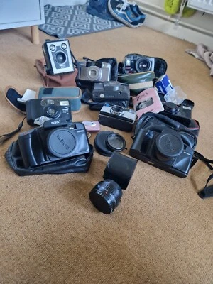 cameras and camcorder they are really cool, just get in the way now, - Image 1 of 4