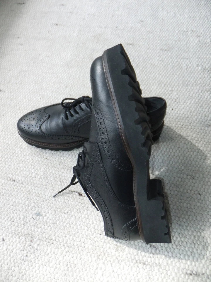 Damenschuhe GABOR Schwarz Profilsohle Randgenäht Grösse 38