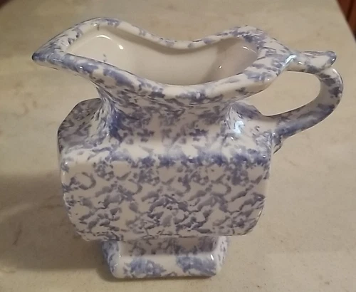 Spongewear Blue 7525 Vintage McCoy Small Pitcher