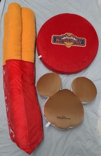 Tokyo Disney Resort Limited Churros & Waffle & Sand Ice Cushion Mickey Mouse - Picture 2 of 5