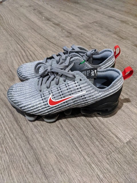 grey and red vapormax flyknit