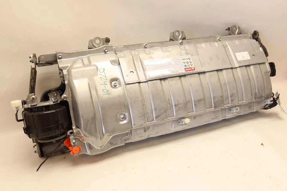 2020-2023 LEXUS ES300H HYBRID BATTERY PACK HV LI ION 1KW OEM - Image 2 of 4